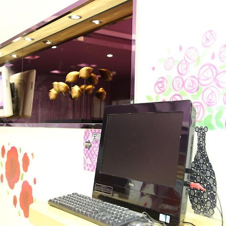 V8 Hotel Xicun Subway Branch Guangzhou Exterior photo