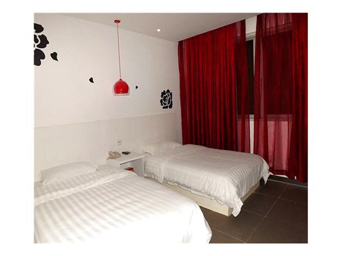 V8 Hotel Xicun Subway Branch Guangzhou Exterior photo